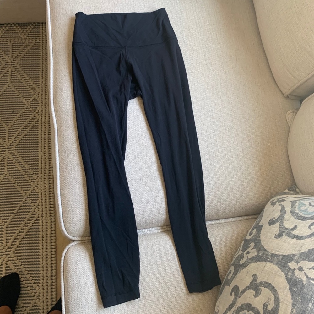 Black lululemon align 25”
